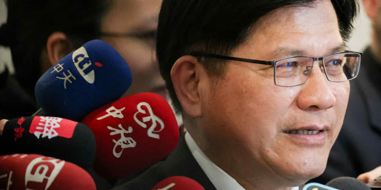 Taiwan confirms new Philippines office, China warns move is 'doomed'