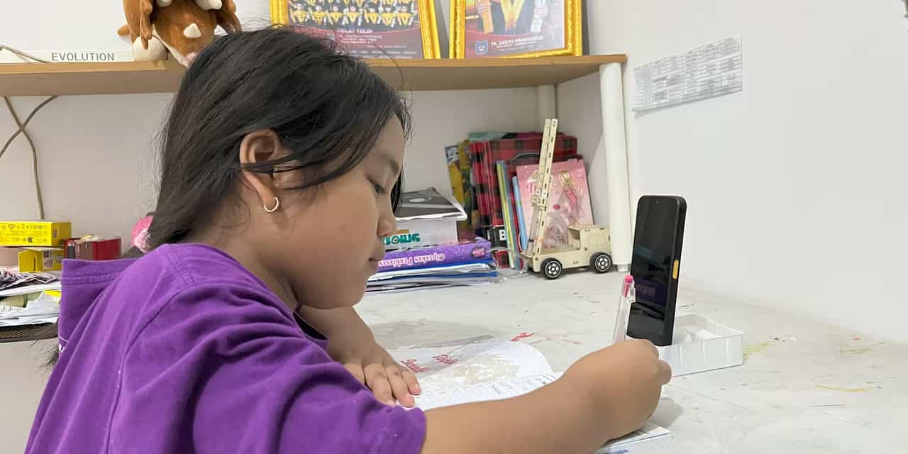 Indonesia's social media ban tests families' digital reality