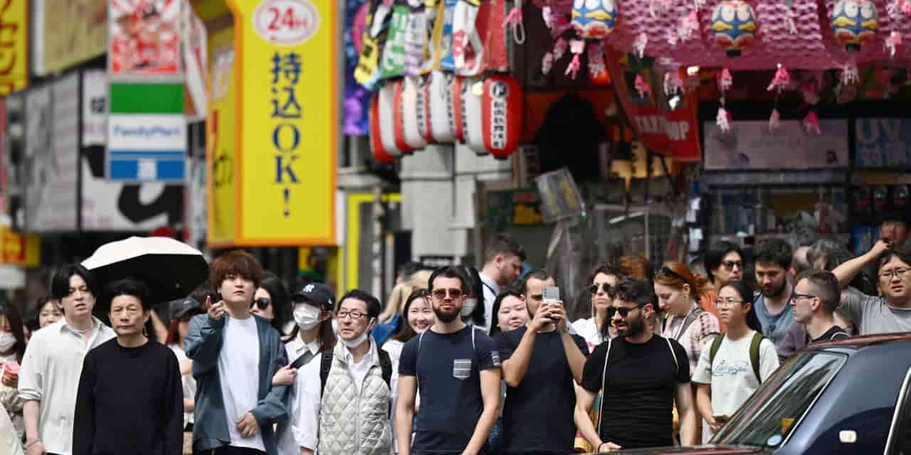 Tokyo's Shinjuku Ward to Ban Over Half of Vacation Rentals Amid Resident Complaints