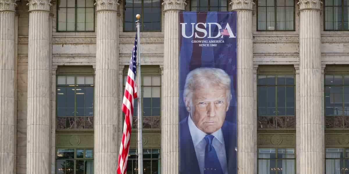 Trump names government buildings, programs after himself