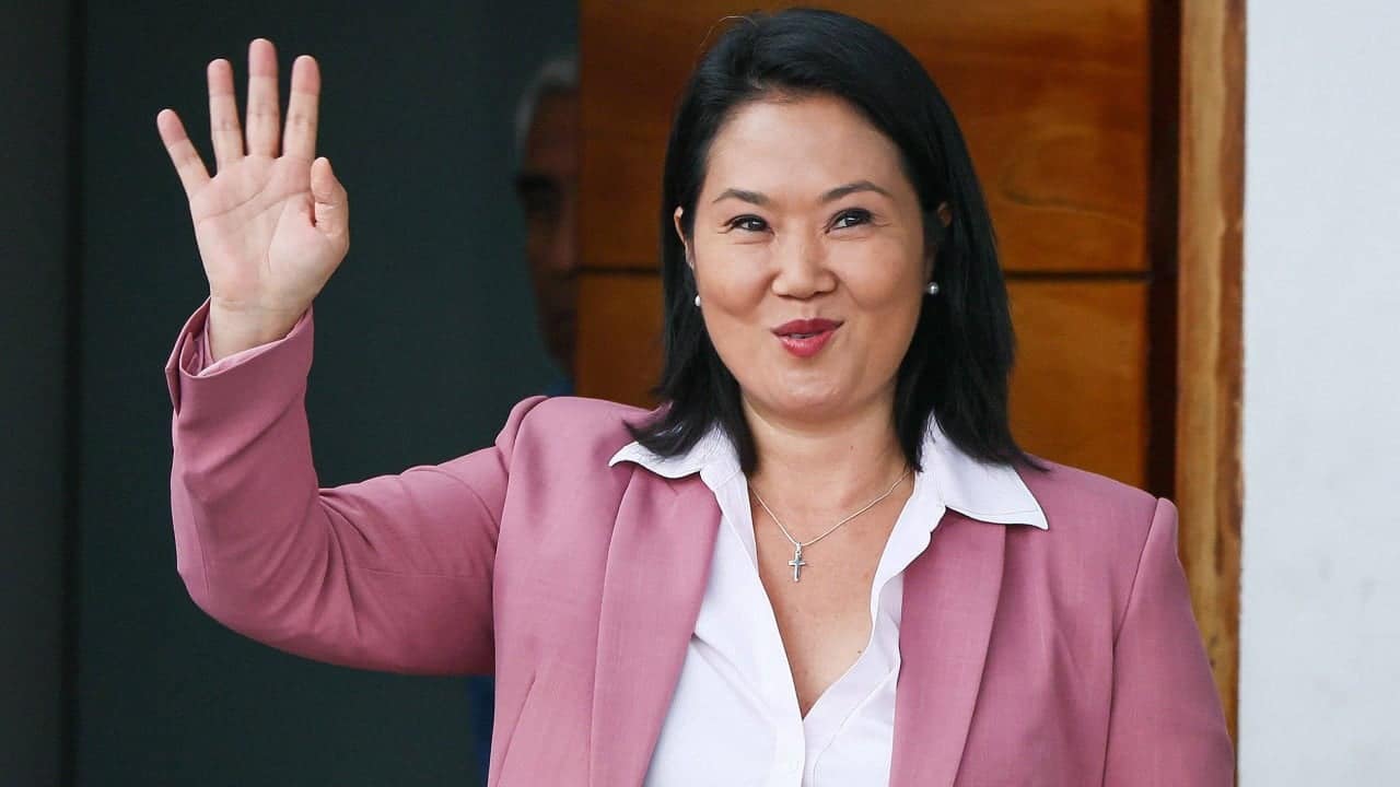Keiko Fujimori vows to unite Peru amid election run-off