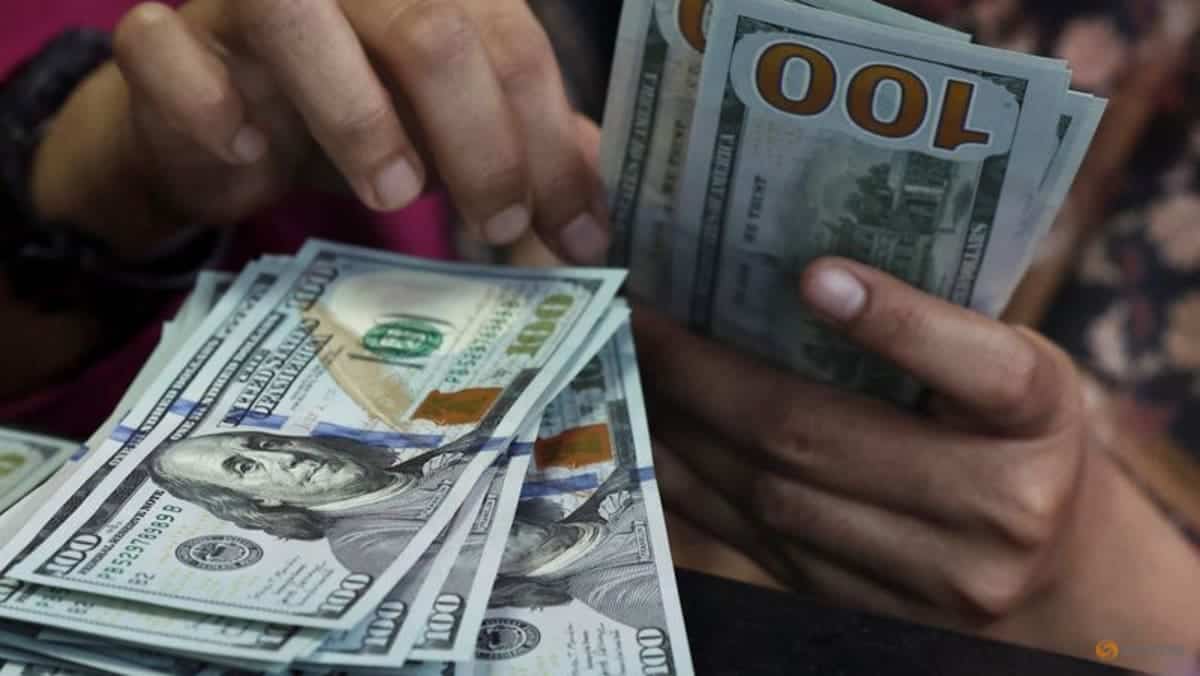 Dollar climbs ahead of Fed minutes; euro slides towards 17-month lows