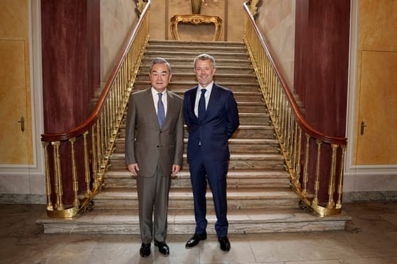 China Courts Nordic Nations Amid EU Trade Tensions