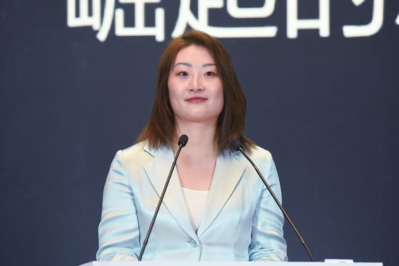 Hong Kong Court Freezes $1.8 Billion HSBC Account in Wahaha Inheritance Dispute