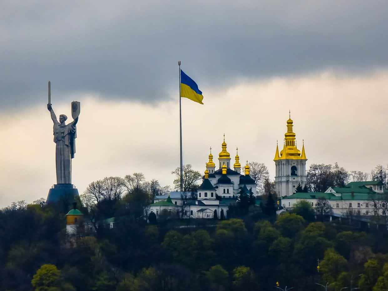 Russia launches ballistic missile attack on Kyiv, damaging hospital