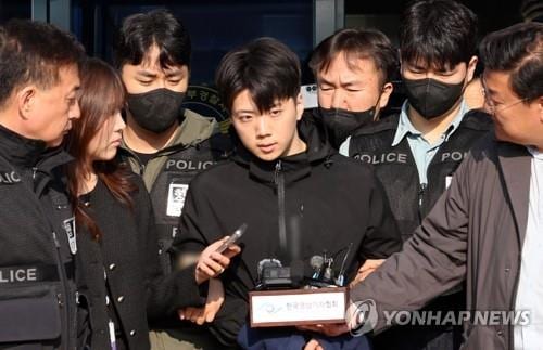 Acting police chief cuts short U.S. trip amid murder probe controversy
