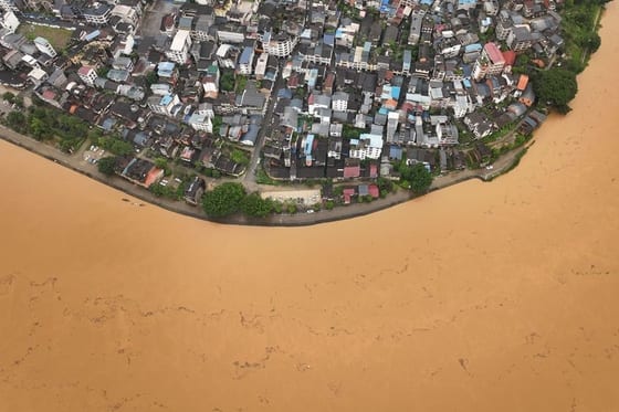 China's Politburo Warns of Extreme Weather, Urges Preparations for Floods and Droughts