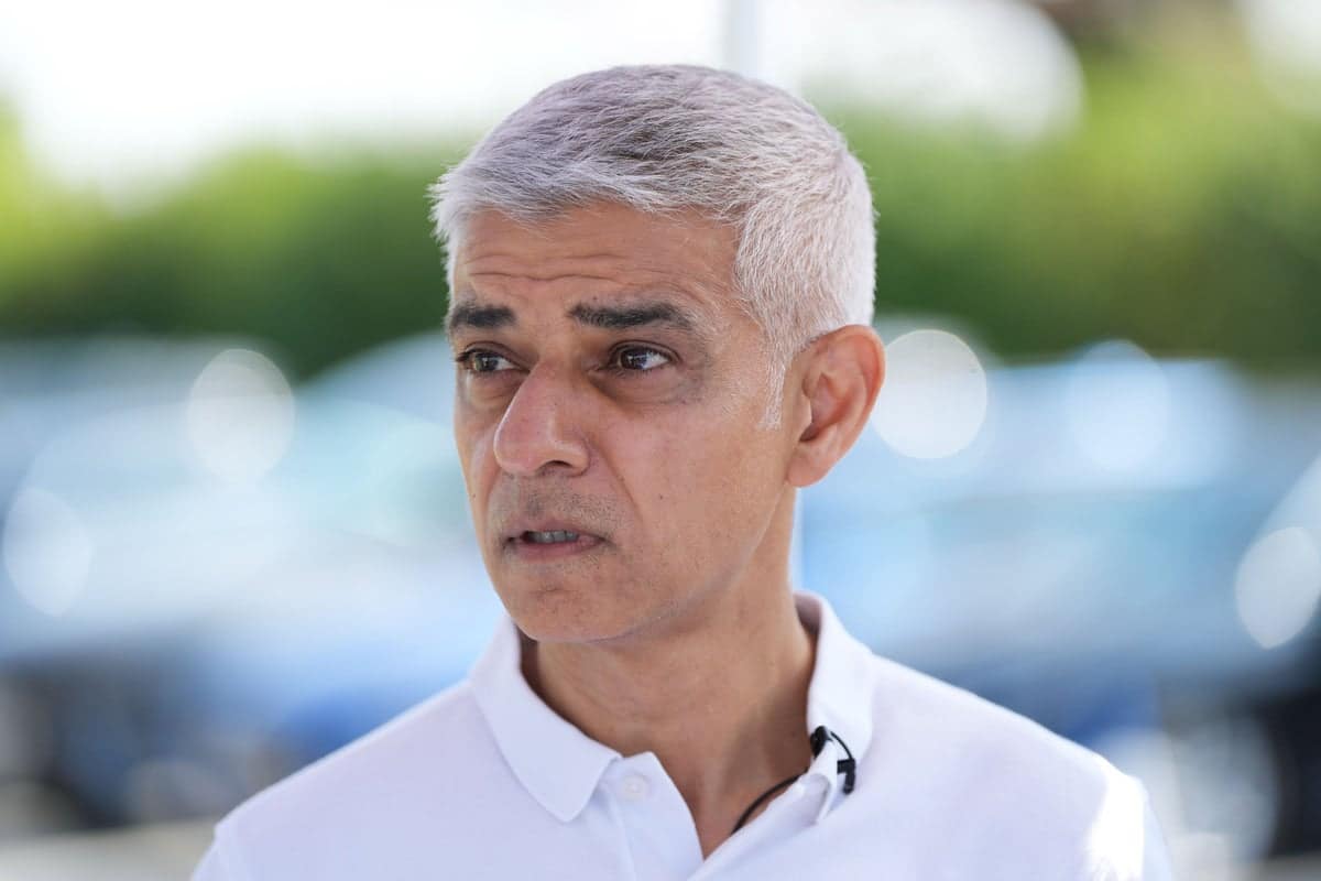 Sadiq Khan's car tax conviction withdrawn after 'scam'