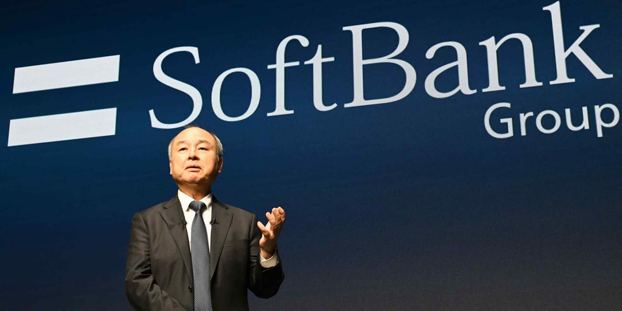 SoftBank's record 1 trillion yen bond sale nears 50% of Japan's retail debt market