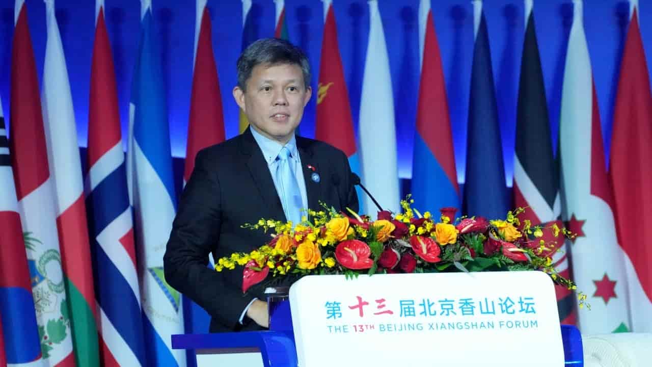 Singapore minister Chan Chun Sing uses Mandarin to connect with China