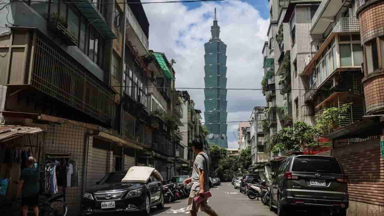 Taiwan scholar: Beijing, Taipei need peace deal before reunification
