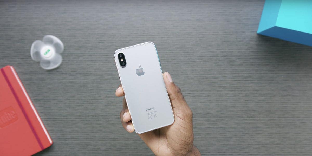 iPhone 8 contract costs could reach £1,500, analyst says