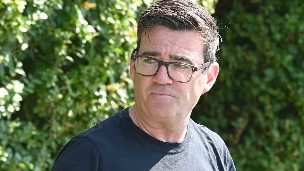 Andy Burnham to scrap David Lammy's plans to curb jury trials