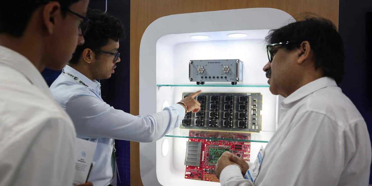 India's chip startups face commercial hurdles amid supply chain woes