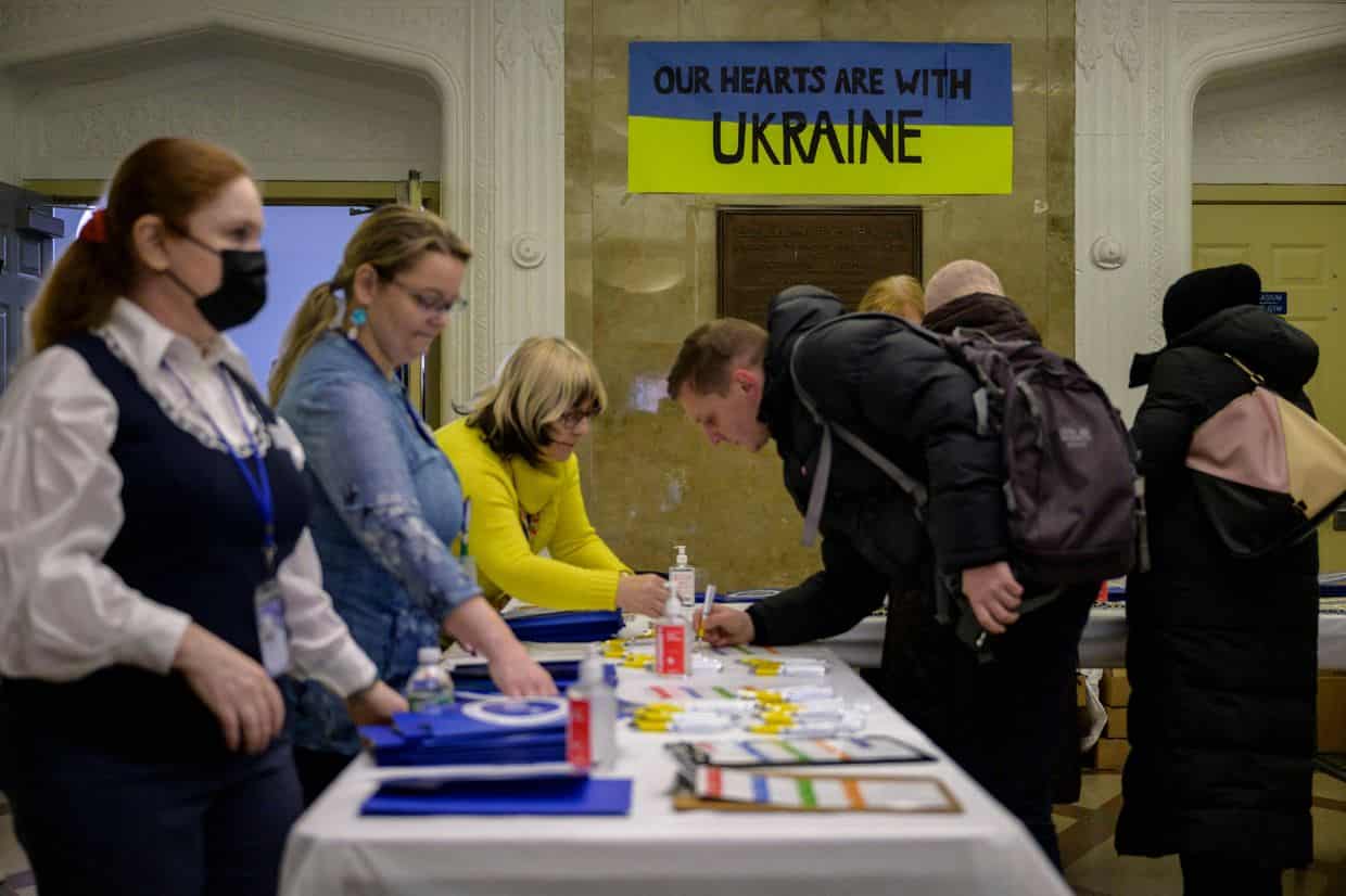 EU Extends Refugee Protection for Ukrainians, Bars Conscription Evaders