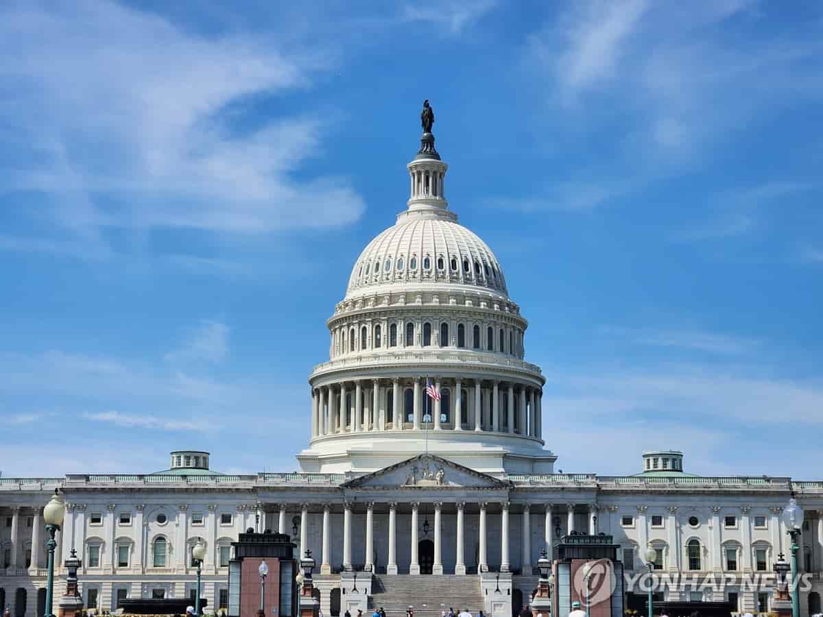 US senators introduce bill to reaffirm nuclear deterrence commitment to South Korea
