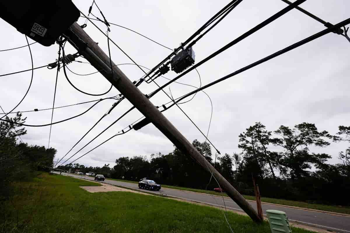 Trump approves Florida disaster aid days before elections