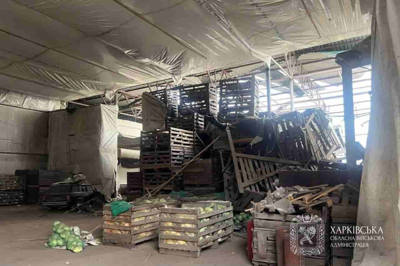 Russian attacks kill 10, injure 61 across Ukraine