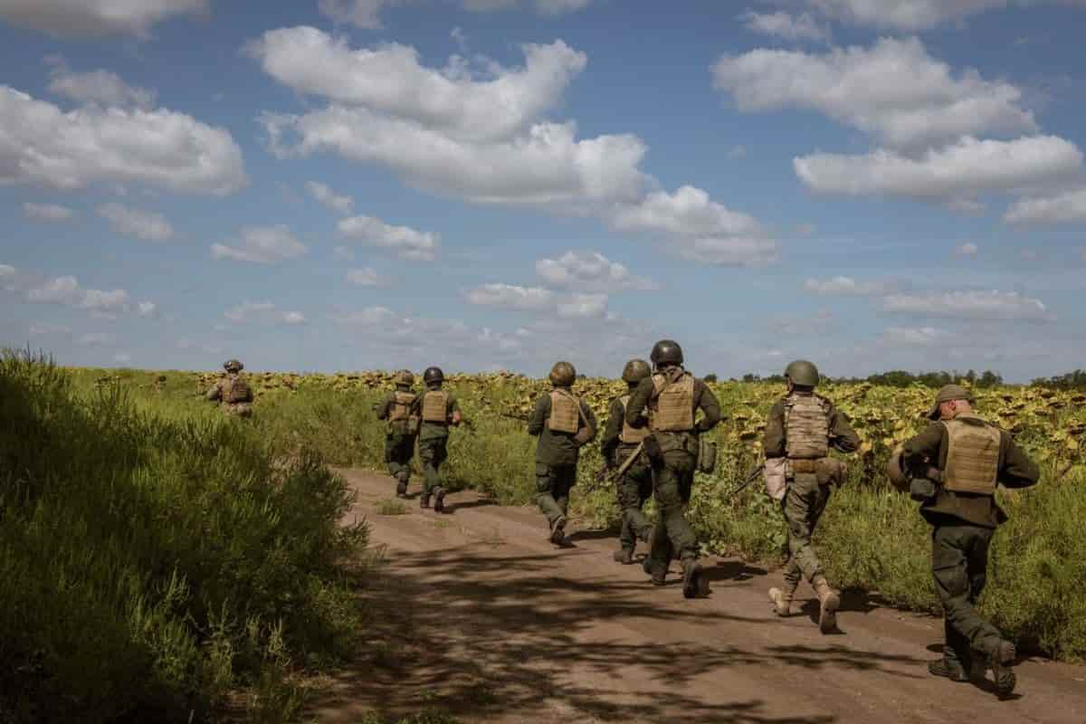 Ukraine says Russian troops executed POWs in Zaporizhzhia