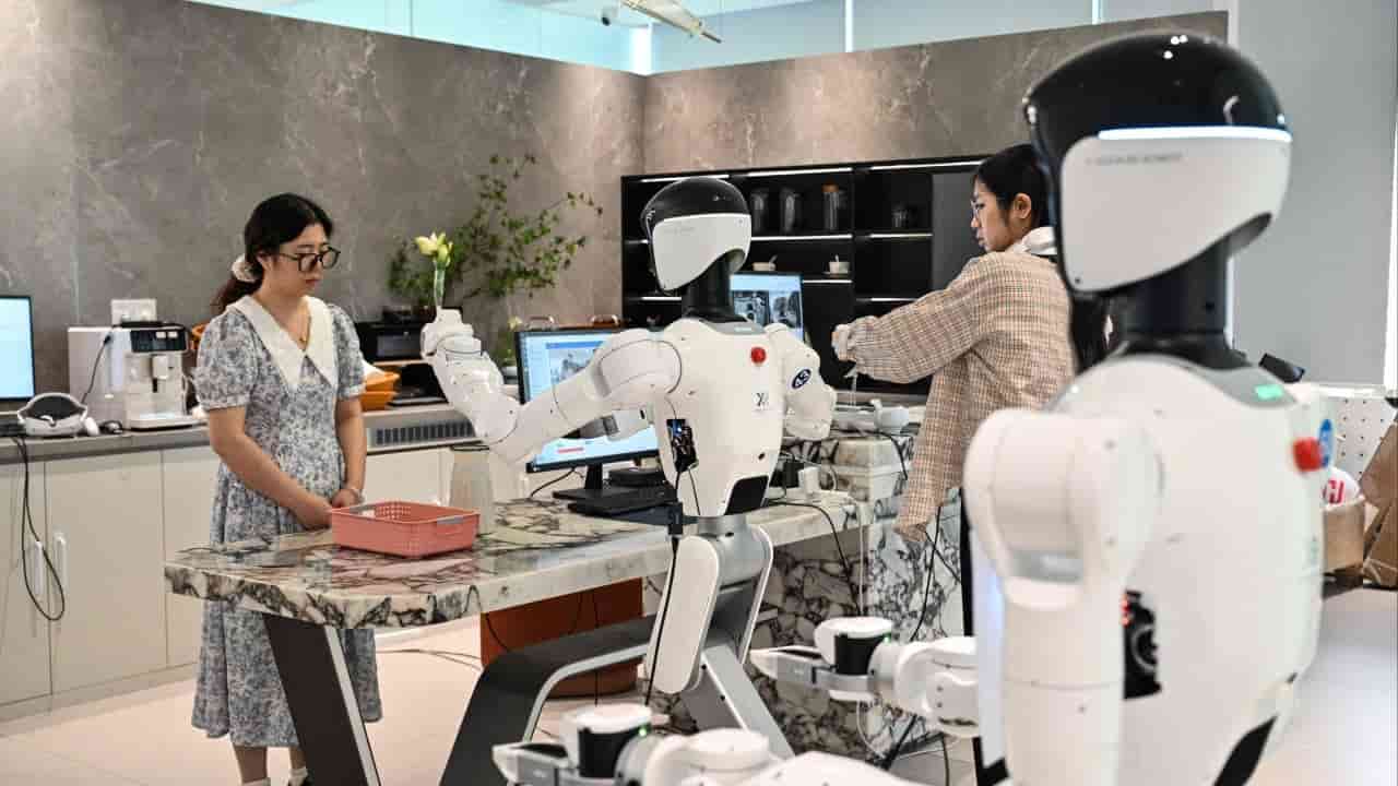 China Aims to Mitigate AI-Driven Inequality Through Salary Increases