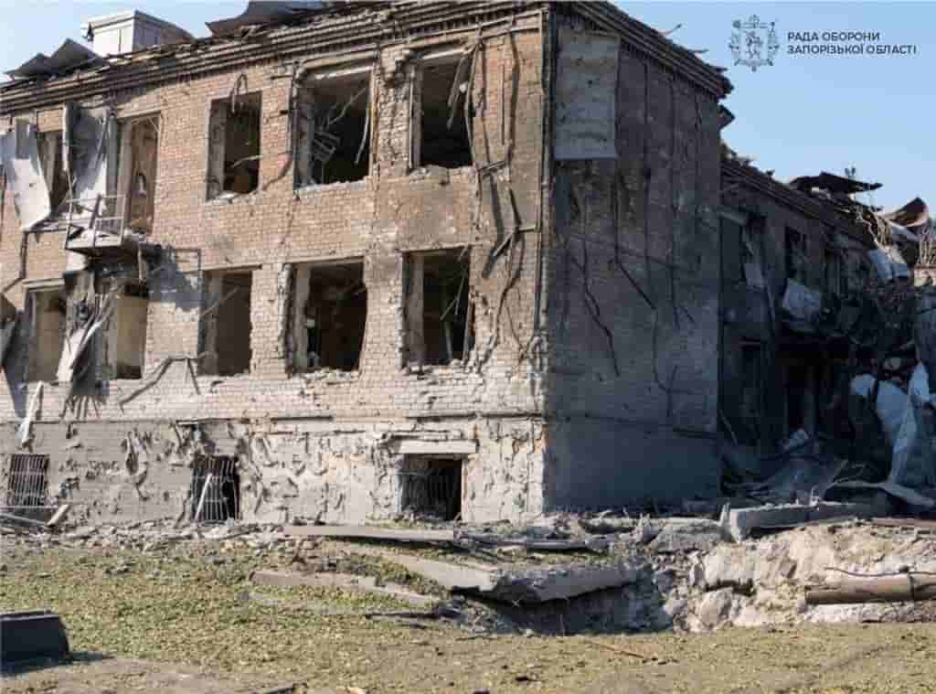 Russian attacks kill 1, injure 56 across Ukraine over past day