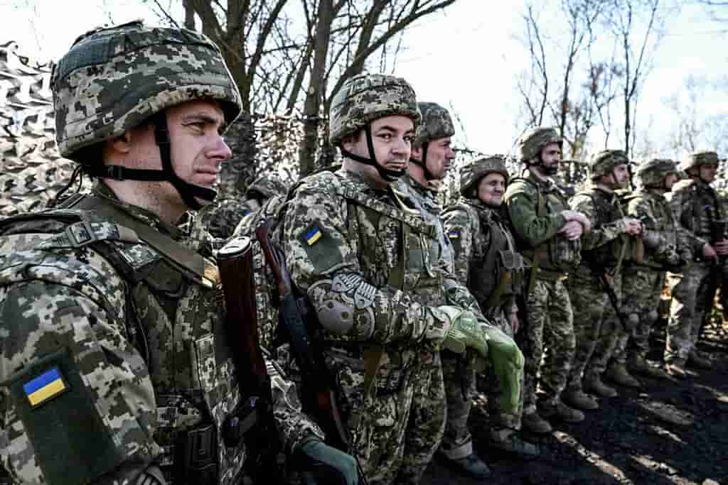 Ukraine marks Defenders Day, vows to strike Russian resources