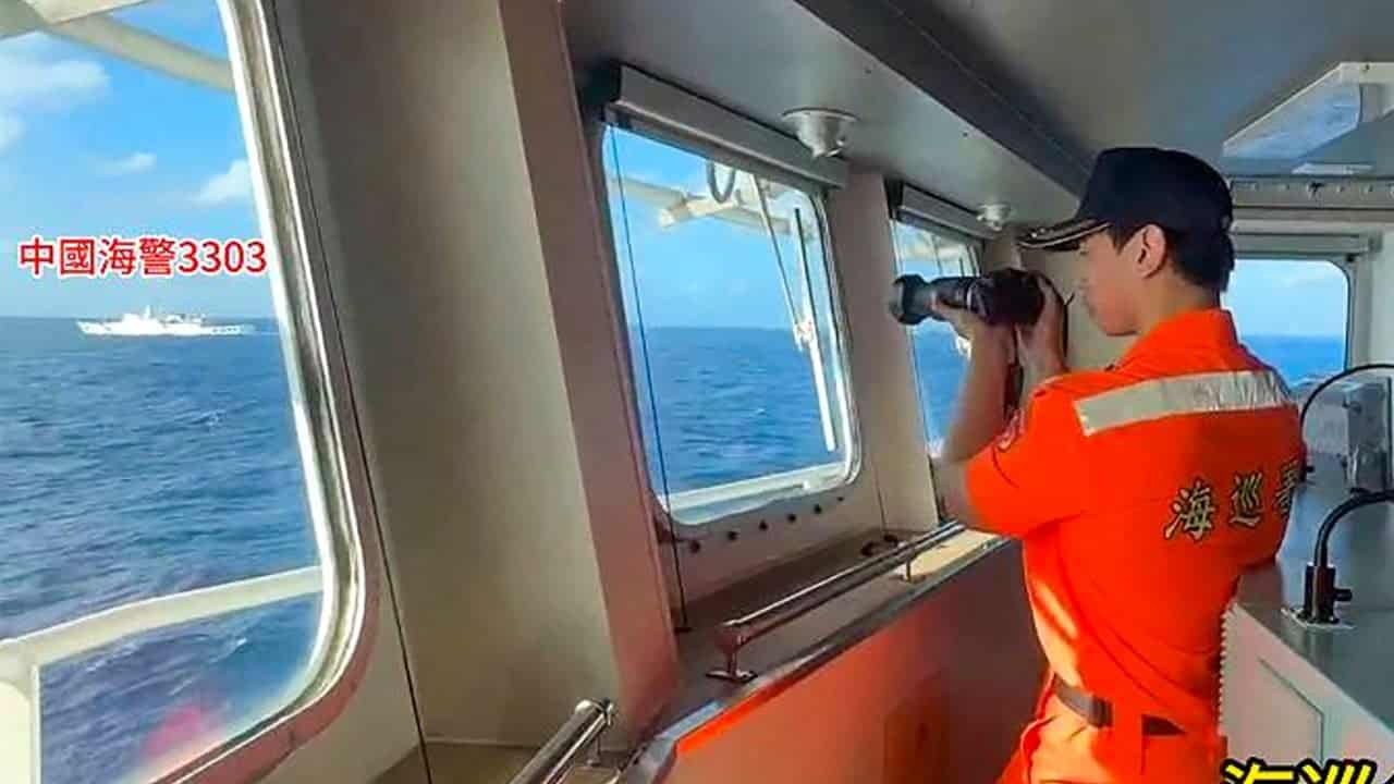 Taiwan coast guard drives off 16 Chinese vessels in coordinated operation