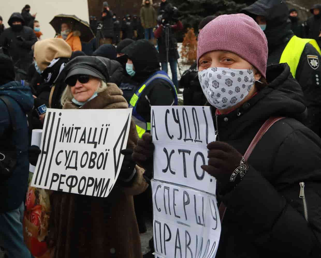EU faces criticism over Ukraine aid tied to 'anti-reform'