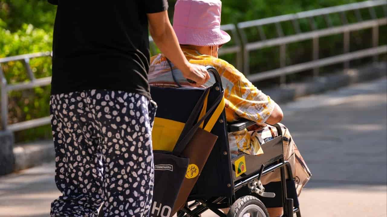Hong Kong urged to bolster carer support after elderly woman's death