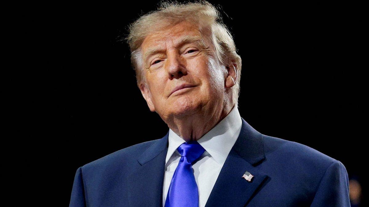 Trump pledges $5,000 'dividend' if Republicans win midterms