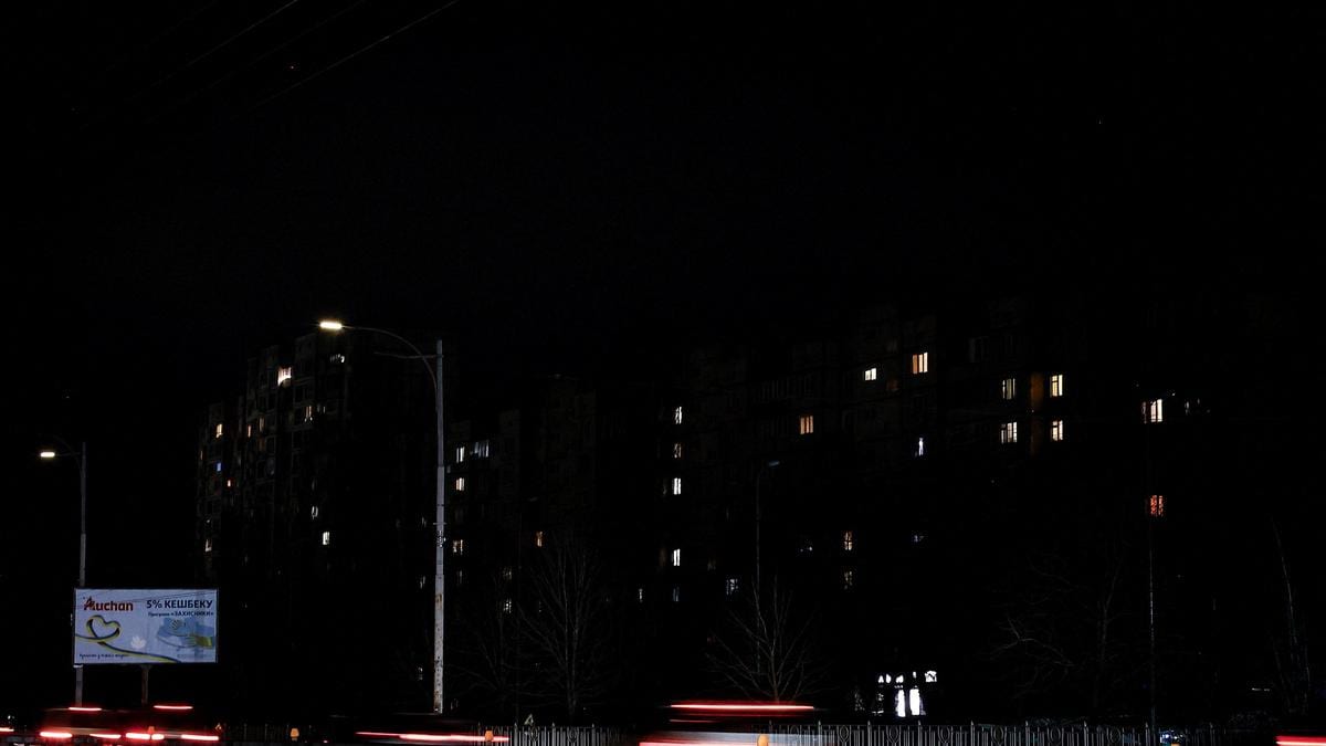 Kyiv hit by Russian missiles and drones; residents trapped