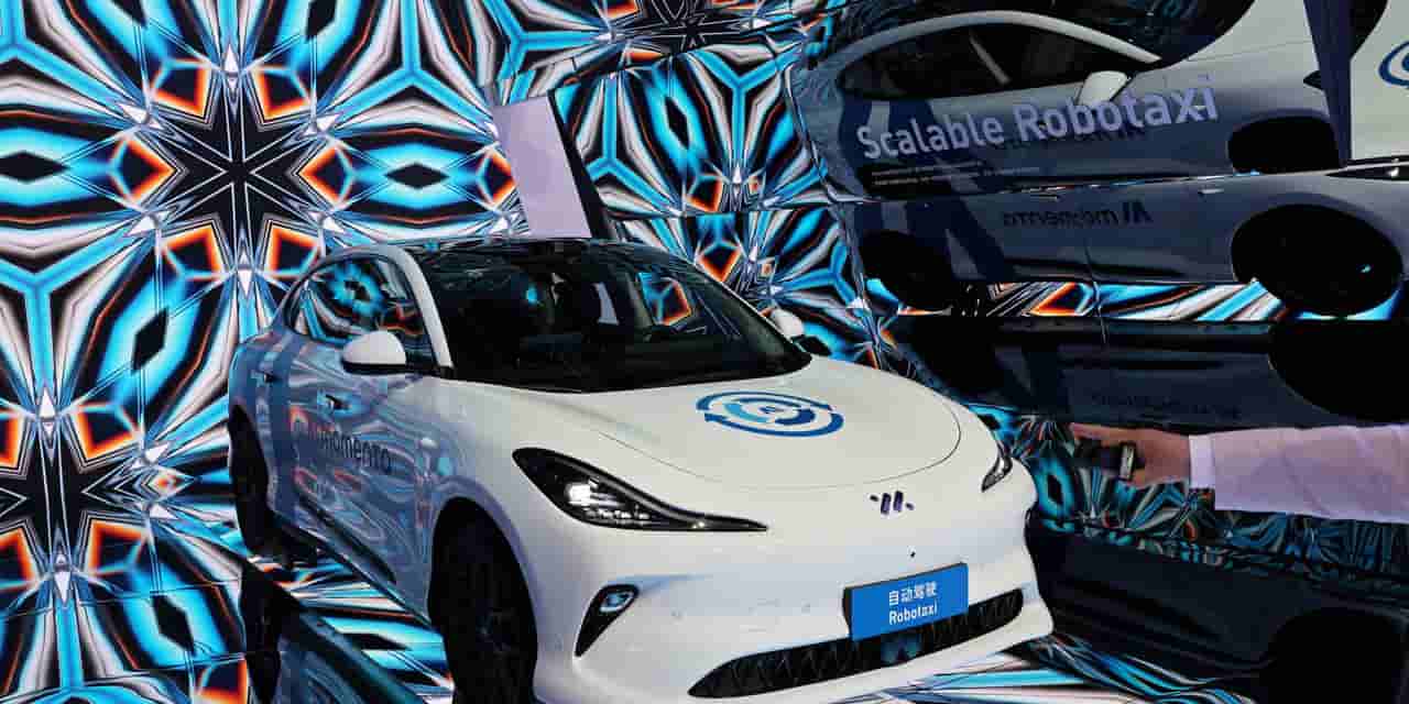 Toyota-backed Momenta debuts on Hong Kong market