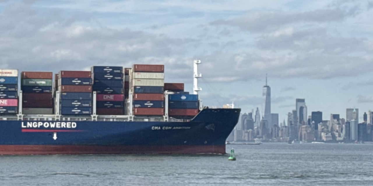 China-US container rates hit 2-year high ahead of tariff changes