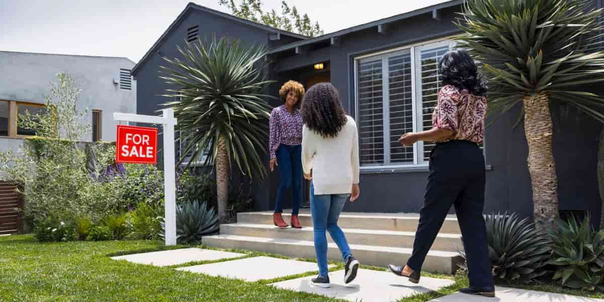 Homeownership affordability plummets as mortgage rates hit multi-decade highs
