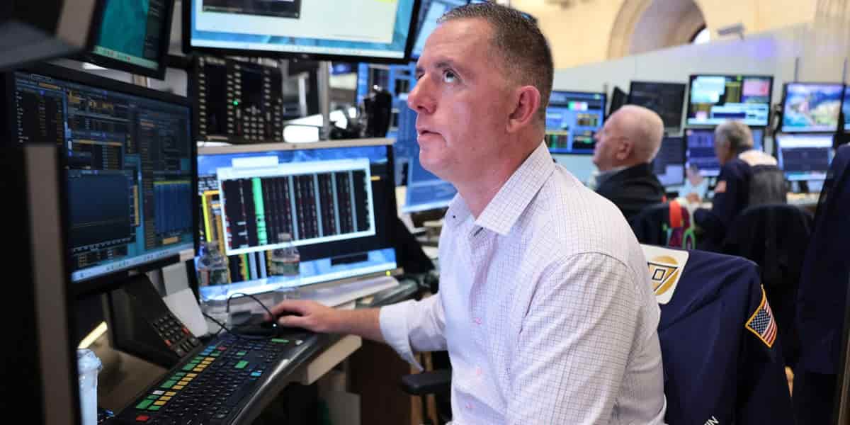 Treasury market trading like oil market, economist says