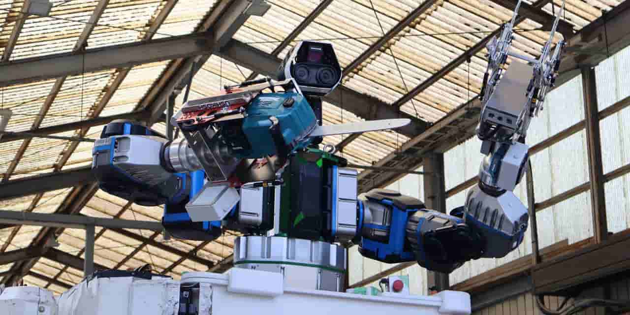 Japanese robots move beyond factories to aid labor shortages
