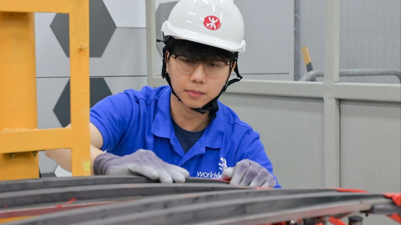 Hong Kong MTR technician wins global vocational skills competition