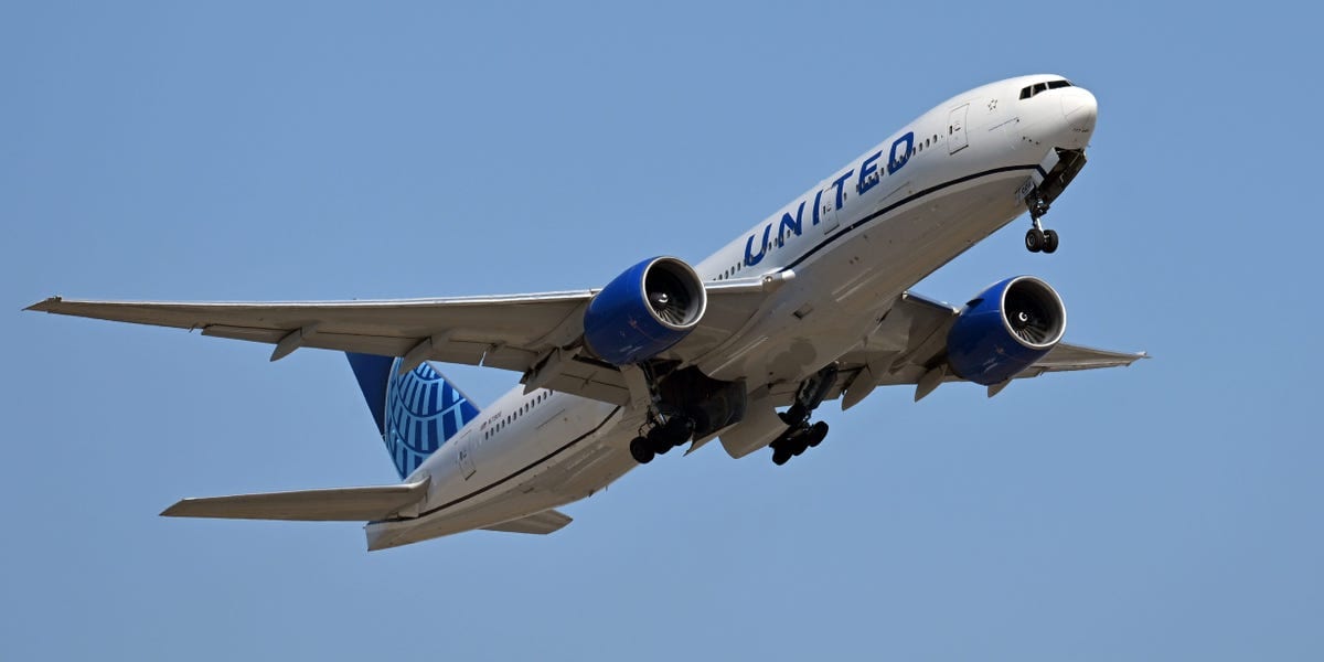 United Airlines launches tool to check Starlink Wi-Fi availability on flights