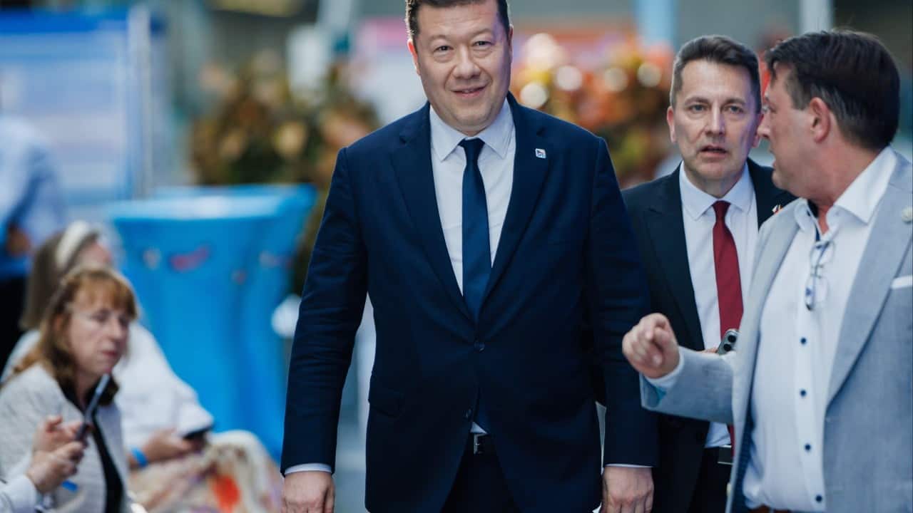 Czech lawmakers visit China amid strained relations
