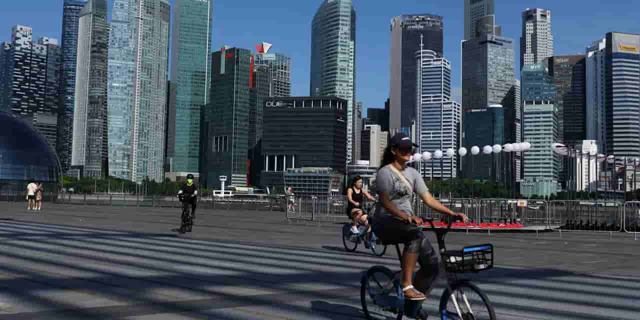Singapore GDP grew 5.7% in Q4 2025, exceeding forecasts
