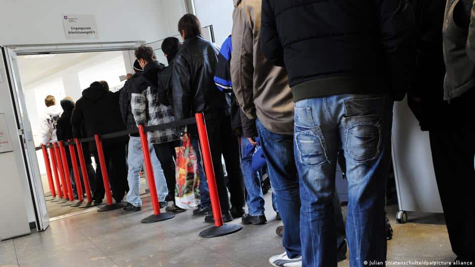 German unemployment rises slightly less than expected in August