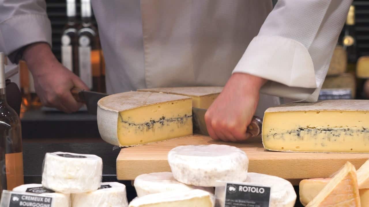 French supermarkets hit by cyberattack, refrigerators forced to heat