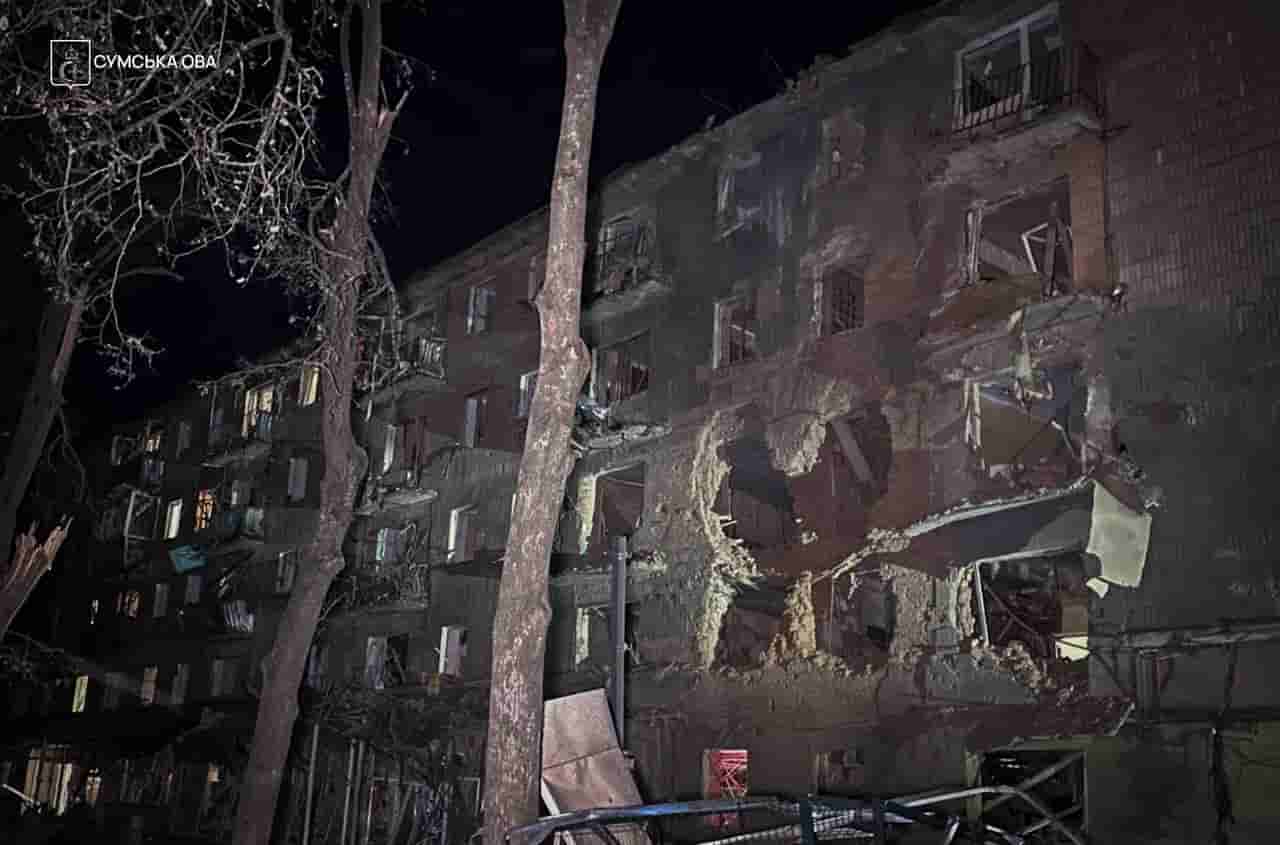 Russian airstrike kills 4, including child, in Sumy