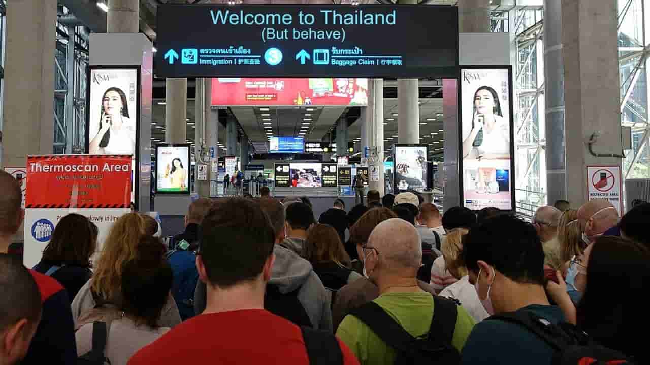 Thailand considers new measures to curb tourist misbehavior