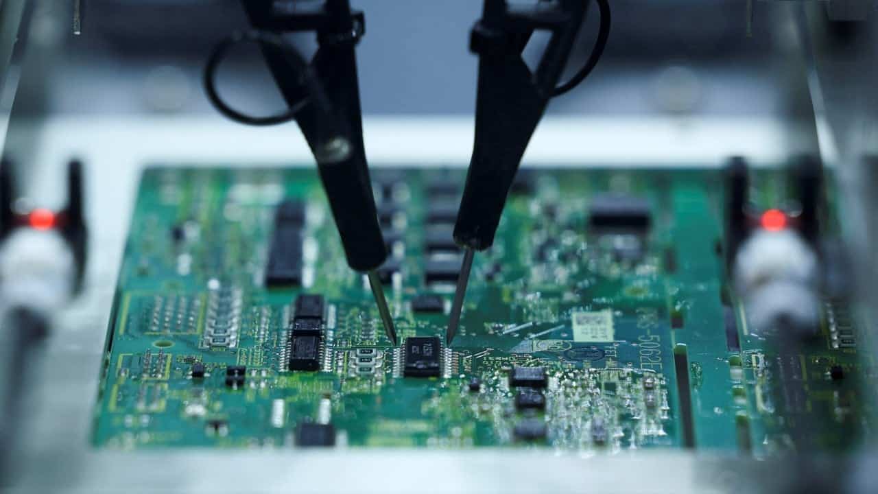 China chip equipment stocks face earnings scrutiny amid memory market boom