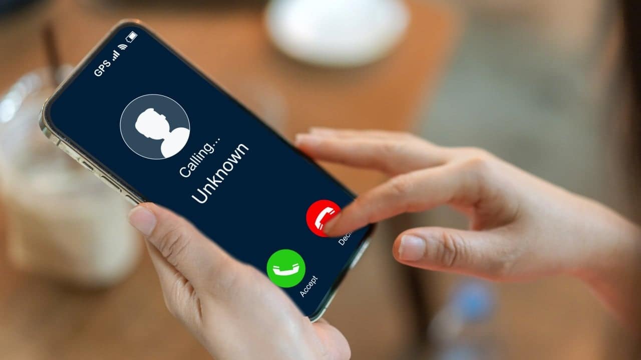 Hong Kong sees surge in customer service scams, losses triple in August