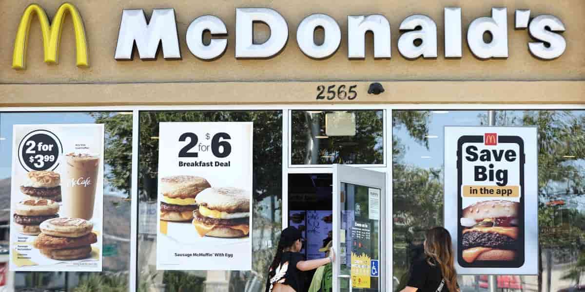 McDonald's losing ground to rivals among low-income diners