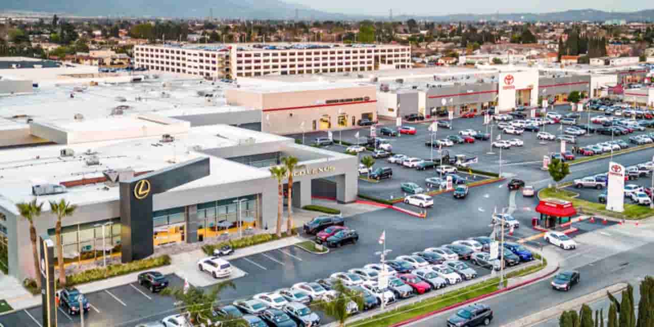 Mitsui to spend $1.5bn on bid to take Penske Automotive private