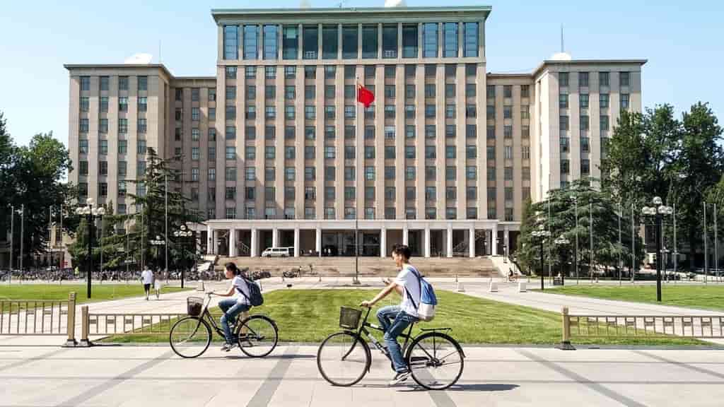 US lawmaker seeks to blacklist Chinese universities and tech labs
