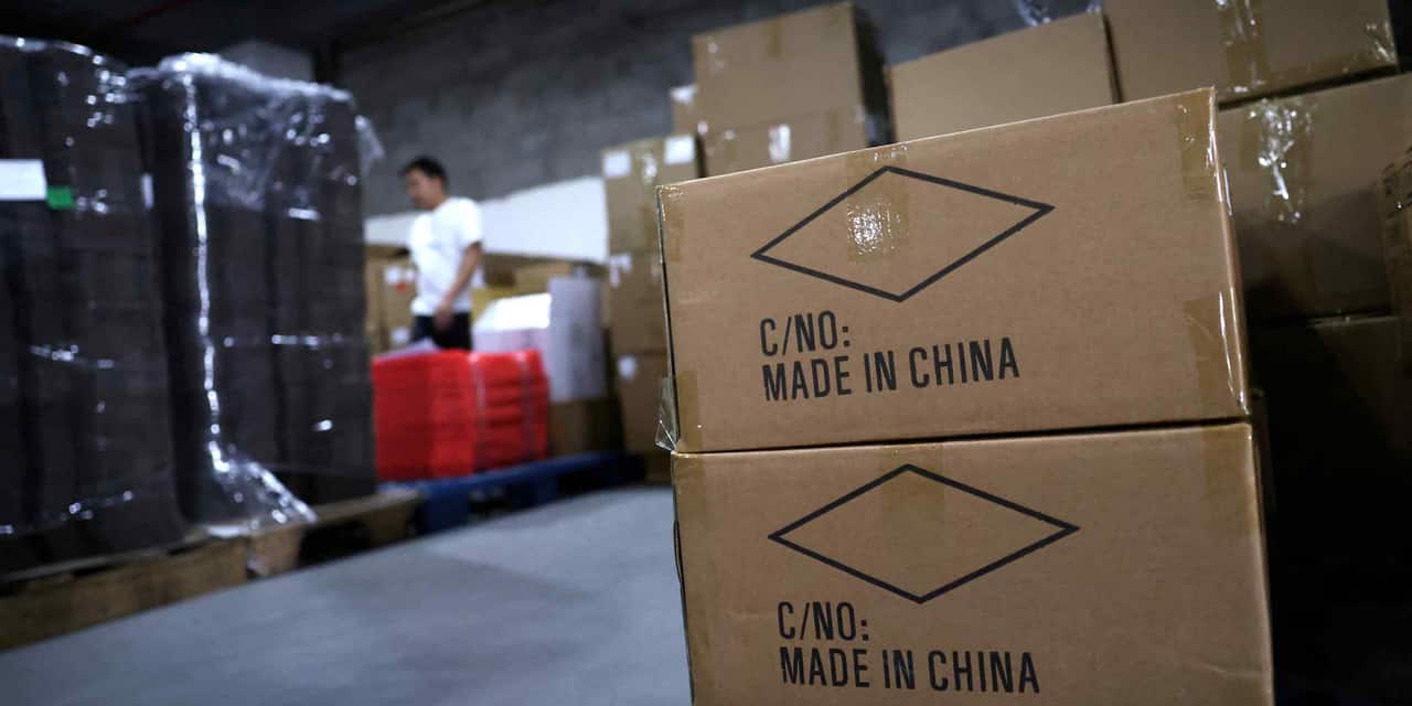 China factory activity contracts for third time in four months